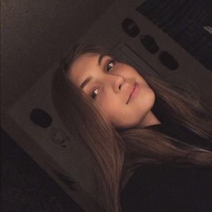 Meet your Posher, Bailey